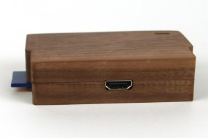 Raspberry Pi Gehäuse Walnussholz HDMI-Seite